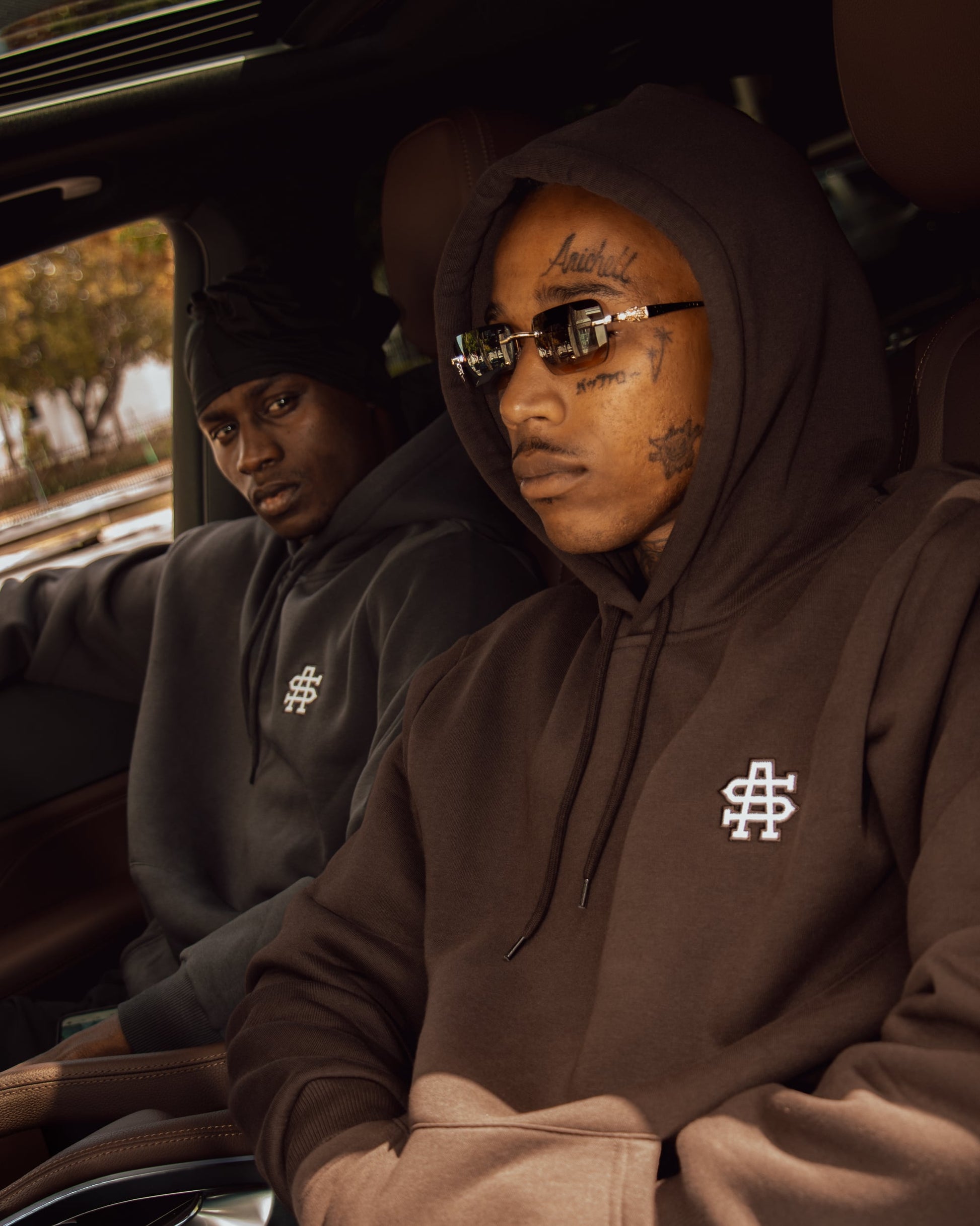 SA Mini Logo Hoodie [Brown]