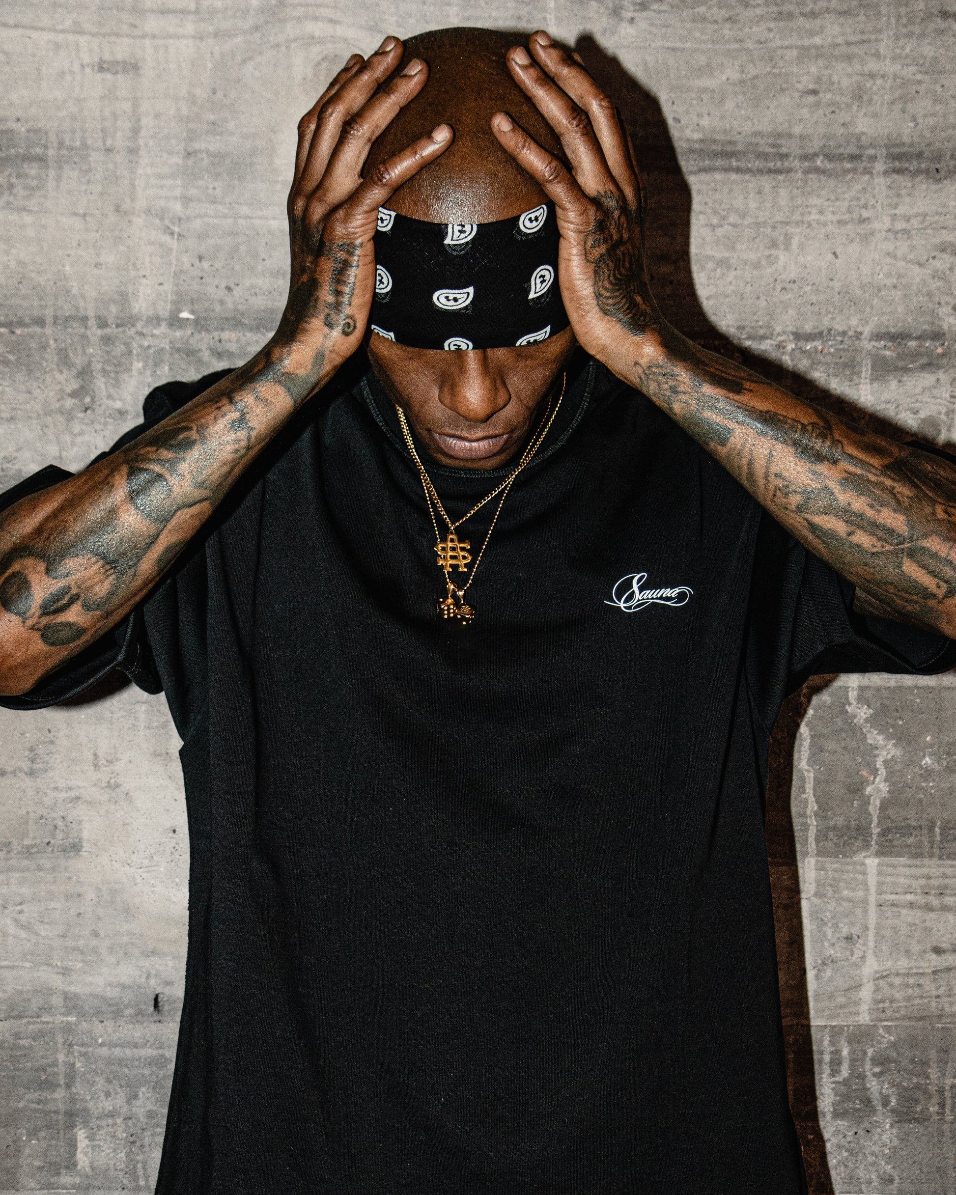 Script Tee [Black]