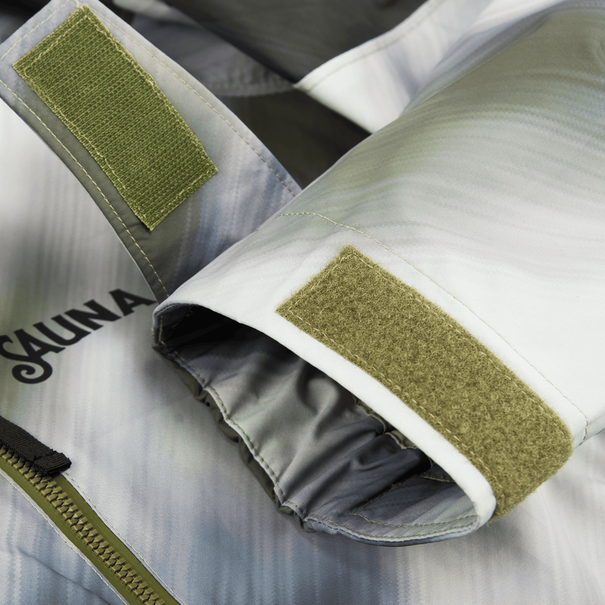 Shell Tech Jacket [Camo]