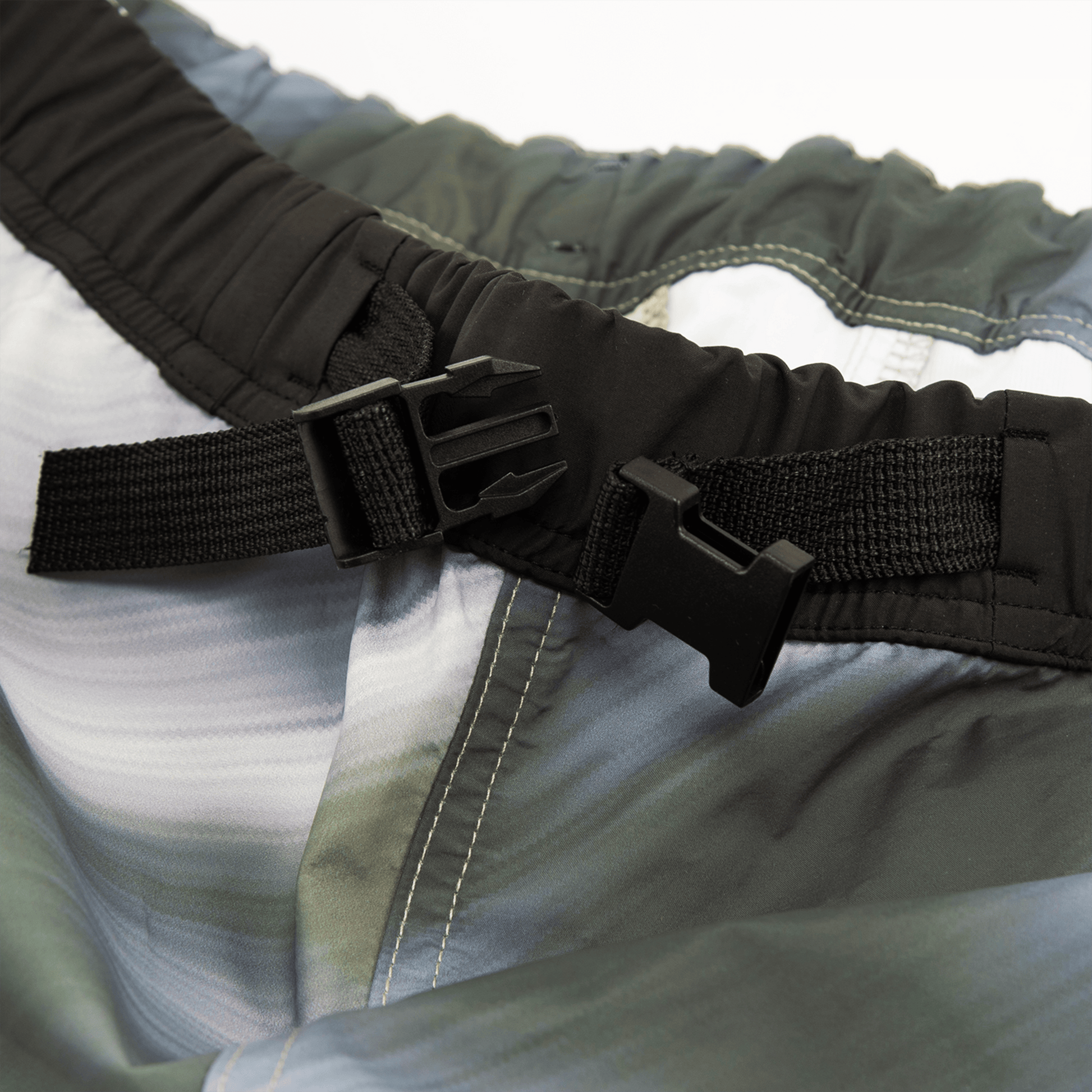 Shell Tech Pants [Camo]